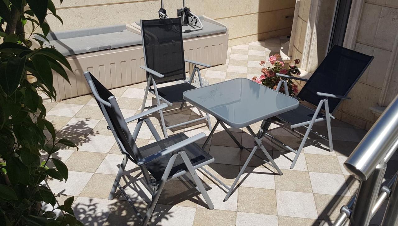 Renovated Lovely Apartment Near Airport & Sea Pórto Ráfti Eksteriør bilde