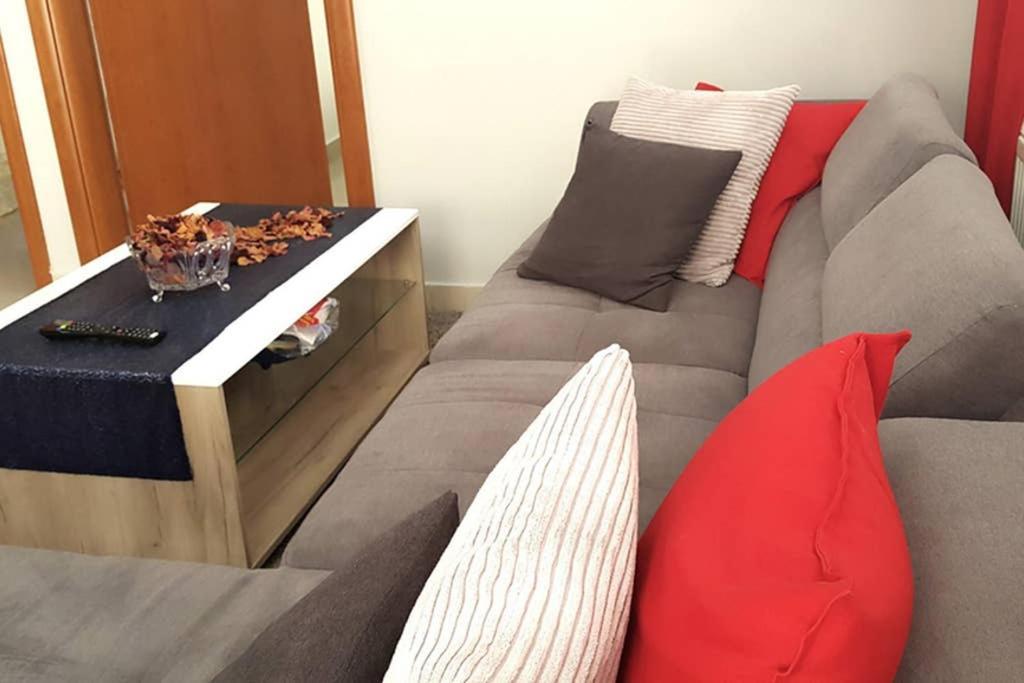 Renovated Lovely Apartment Near Airport & Sea Pórto Ráfti Eksteriør bilde