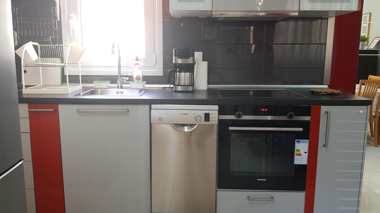 Renovated Lovely Apartment Near Airport & Sea Pórto Ráfti Eksteriør bilde